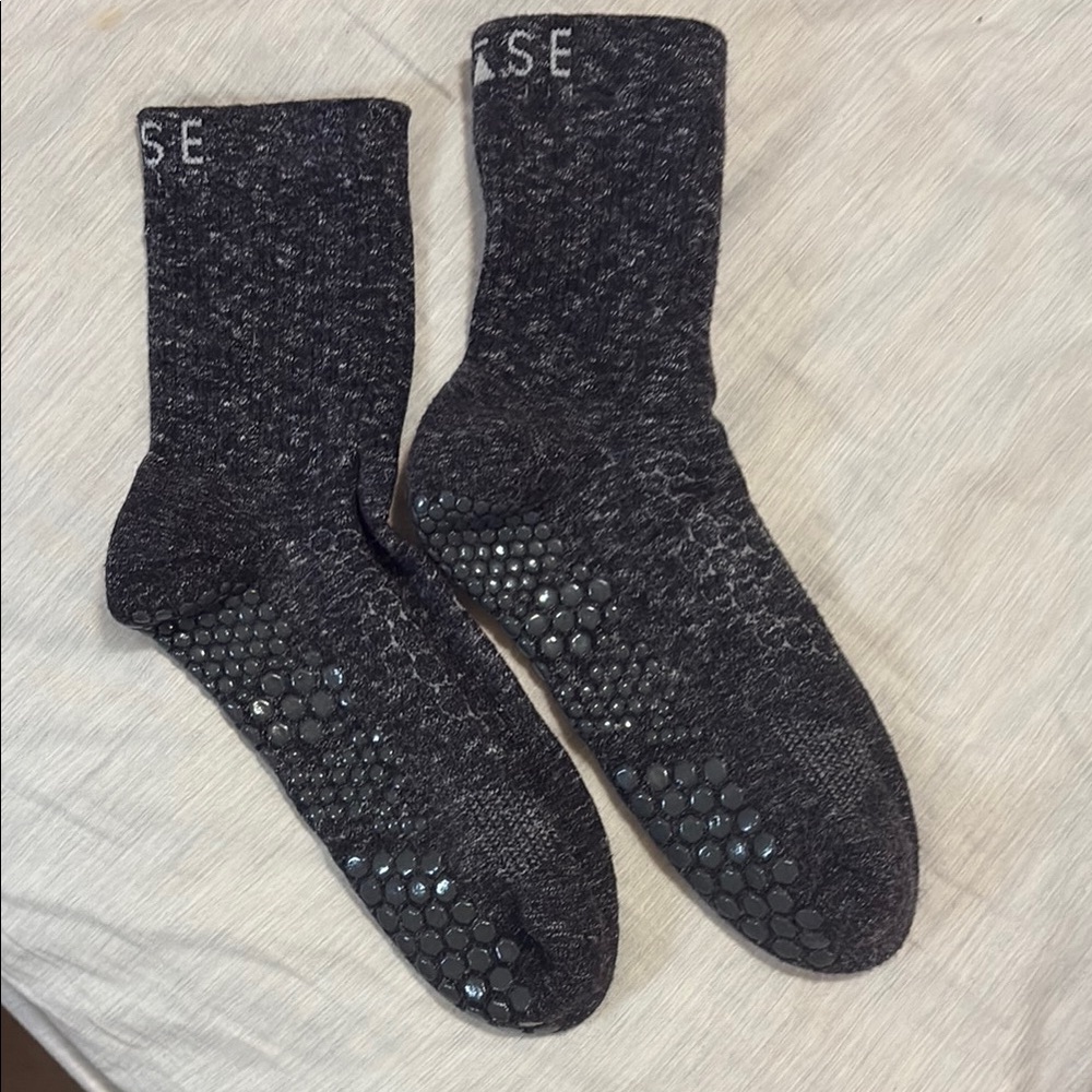 Base 33 Crew Grip Socks Size S Charcoal Grey